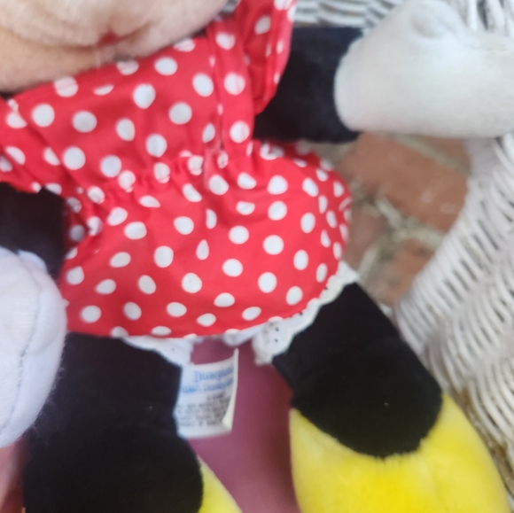 Vintage Disney Mickey and Mini Mouse plush toys - Picture 4 of 7